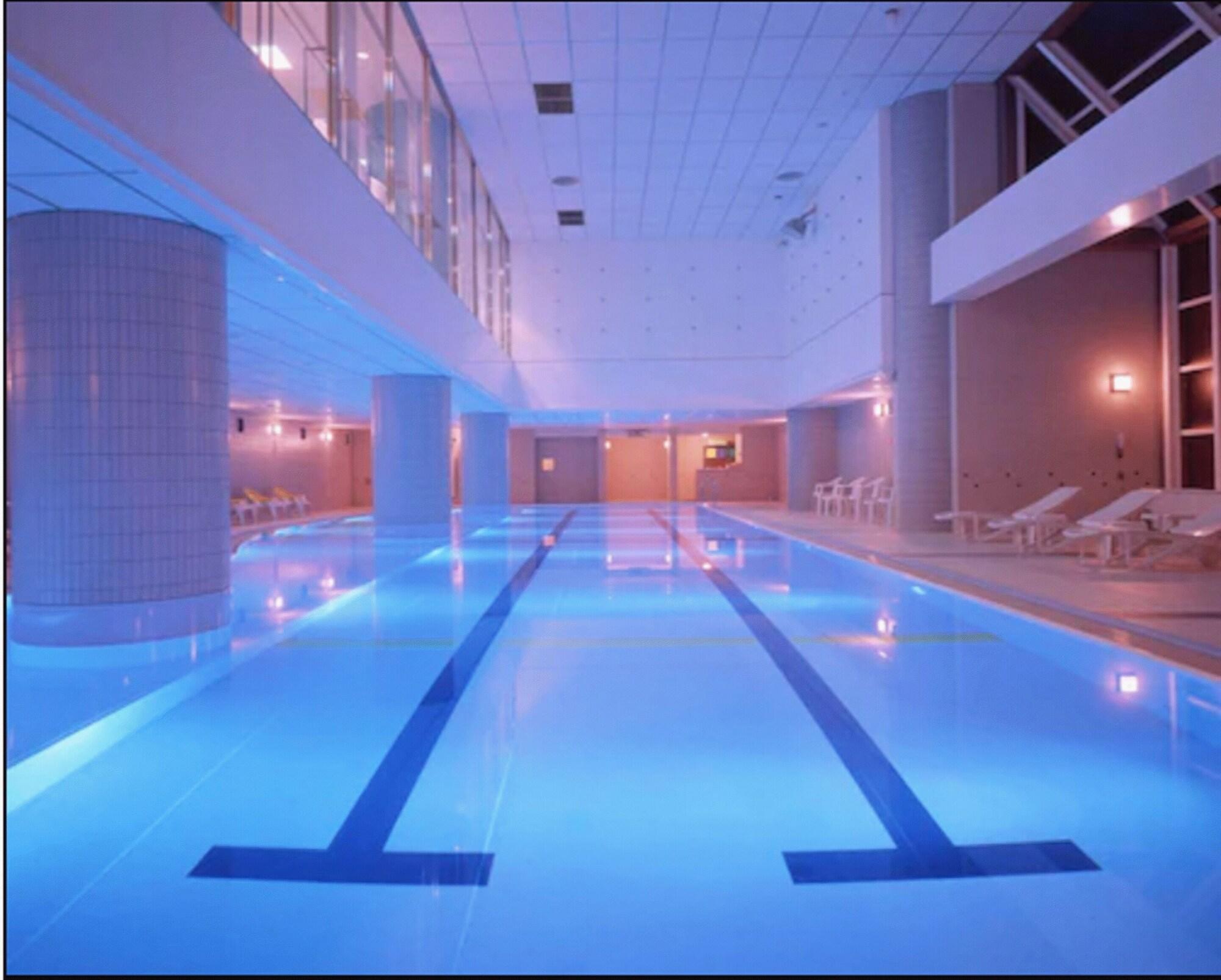 로이톤 삿포로 호텔 삿포로 시 외부 사진 The swimming pool at the hotel