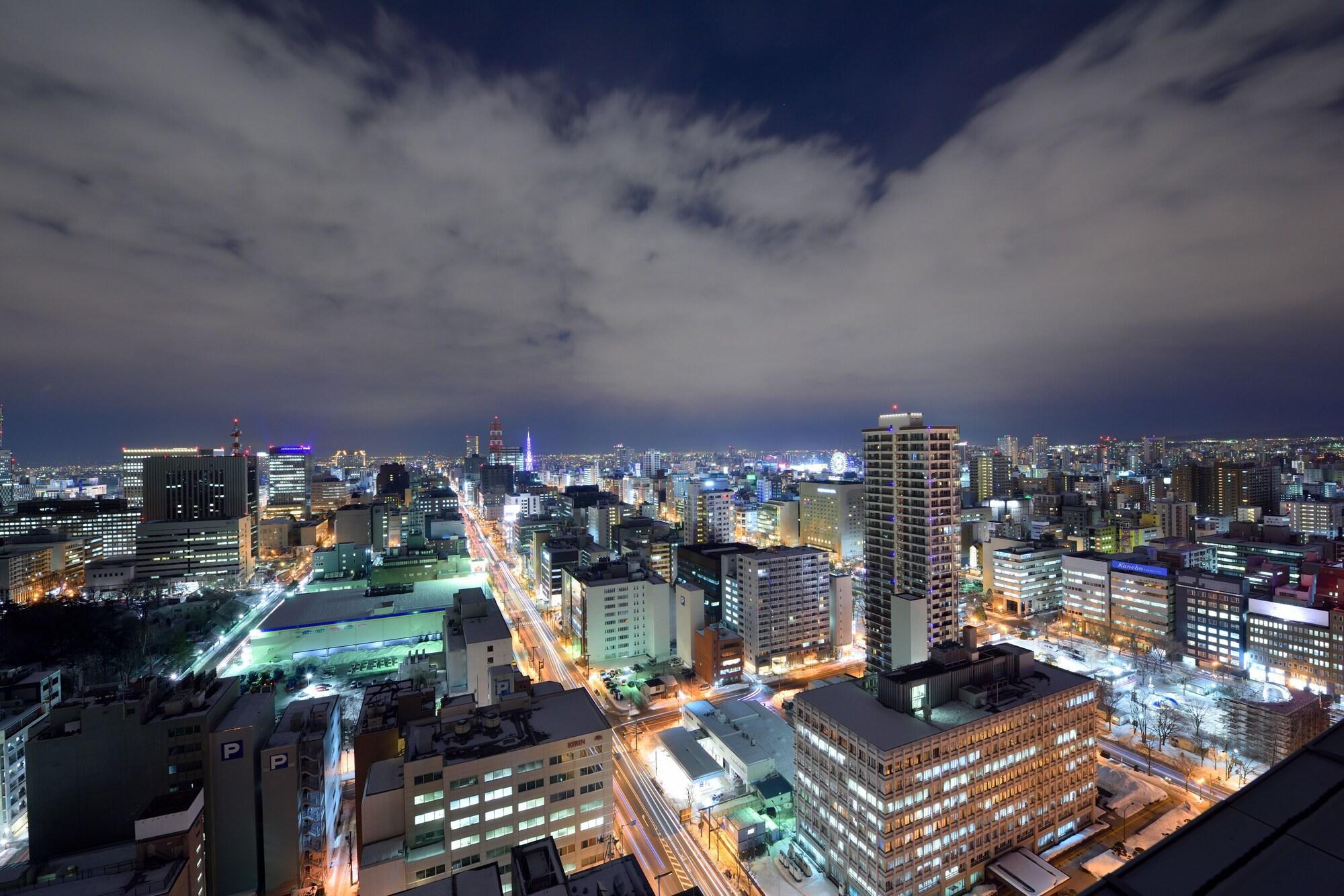 로이톤 삿포로 호텔 삿포로 시 외부 사진 View of the city at night